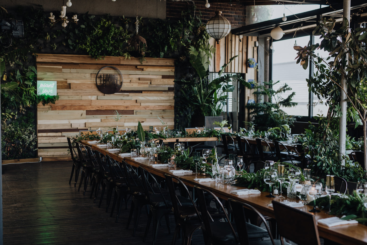 Lush Green & Gold Modern Wedding