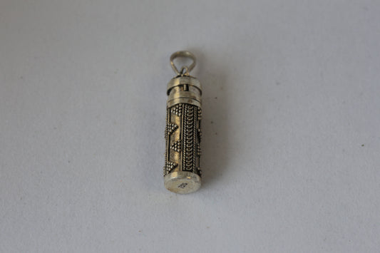Secret Opening Pendant with Tribal Pattern /925 Silver Philigre Parfum Pendants