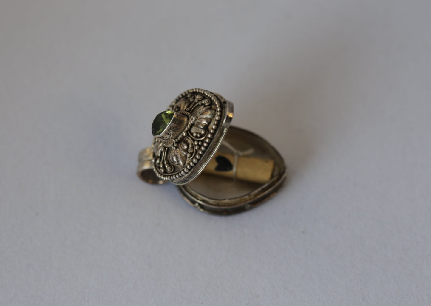 Opening Pendant with Tourmaline Crystal & 925 Silver Details