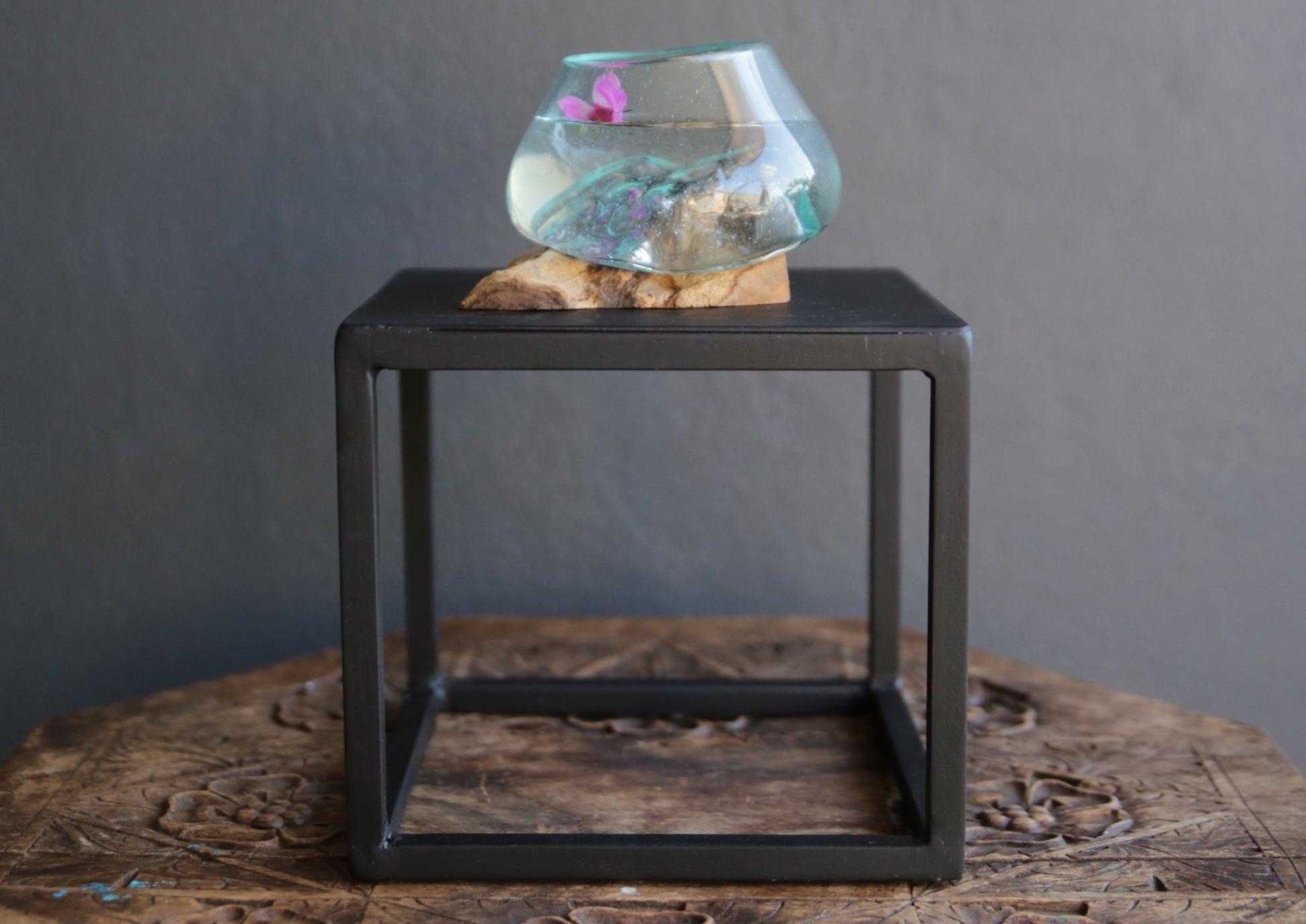 Hand-blown glass Bowl on Wooden Stand